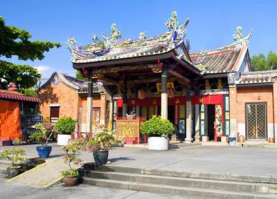 بازدید از خانه مارهای پنانگ در تور مالزی