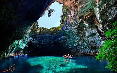 تور یونان ارزان: غار ملیسانی، یکی از مجذوب کننده ترین غارهای جهان در یونان