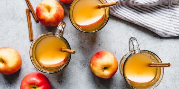 آب سیب داغ و دارچین: آب میوه تقویتی روزهای سرد
